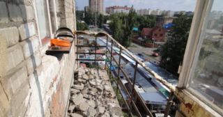 Демонтаж балкона Ишим, цена от 2953 руб.